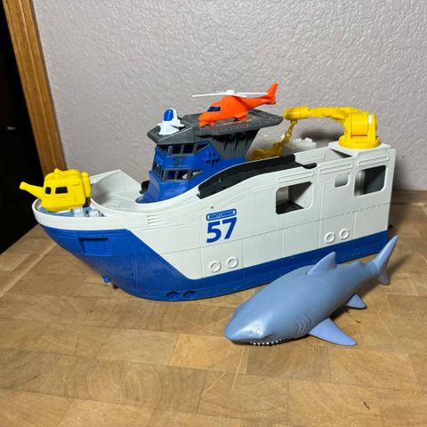  Bộ đồ chơi FXV86 Matchbox Marine Rescue Shark Ship 
