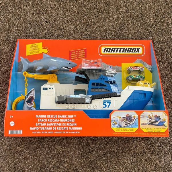  FXV86 Matchbox Marine Rescue Shark Ship 