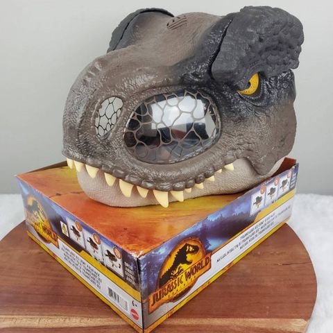  Mặt nạ GWD71 -Mattel Jurassic World Dominion Chomp N Roar Dinoaur Mask 