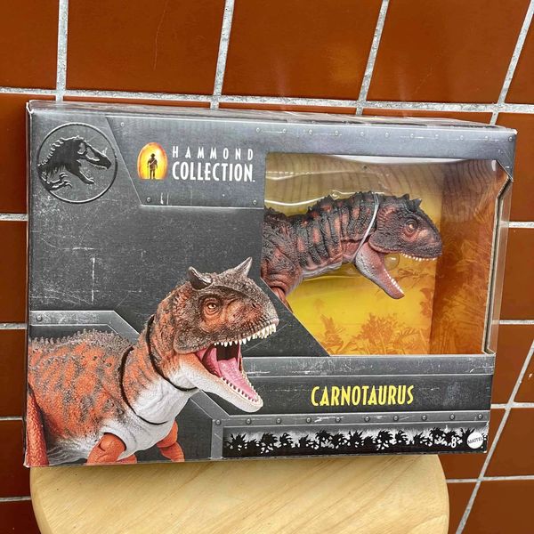 Khủng long HTK44 Mattel Jurassic World Hammond Collection Carnotaurus