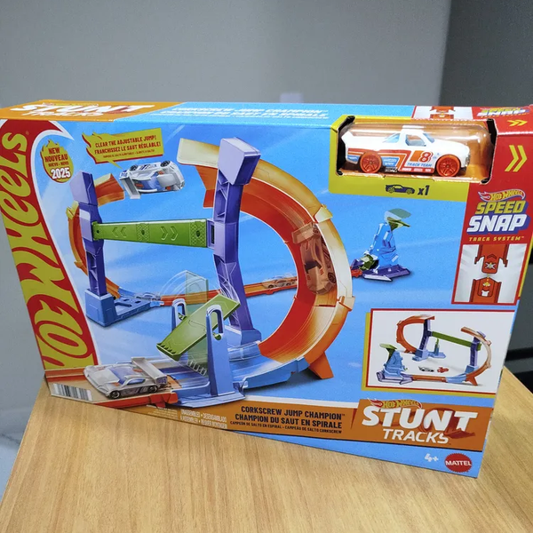 Đồ Chơi Mô Hình Đường Đua Cú Nhảy Thần Tốc HOT WHEELS GBF81