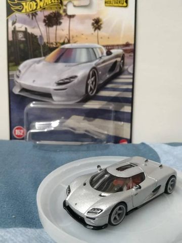  Mô hình xe JHW21 Hot wheels BOULEVARD KOENIGSEGG CC850 