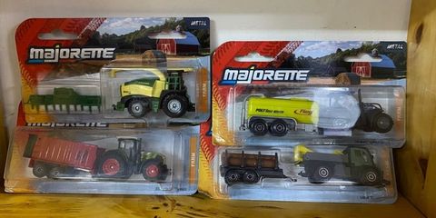  8503002000 Đồ Chơi Xe Mô Hình MAJORETTE Farm Trailer 