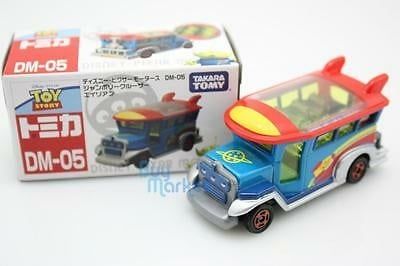  DM-05 Tomica Disney Motors Cruiser Alien Diecast Car Toy Story 