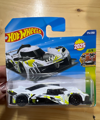  HYW11 Hot Wheels Basic Peugeot 9X8 Hypercar 