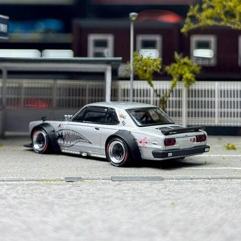  POPRACE #PRE005 SKYLINE GT-R V8 DRIFT (HAKOSUKA) METALLIC SILVER 