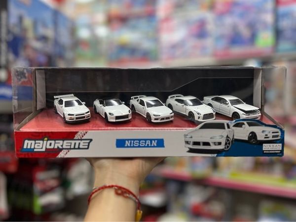  8502105006 Bộ 5 Đồ Chơi Xe Mô Hình MAJORETTE Nissan 5 Pieces Giftpack 