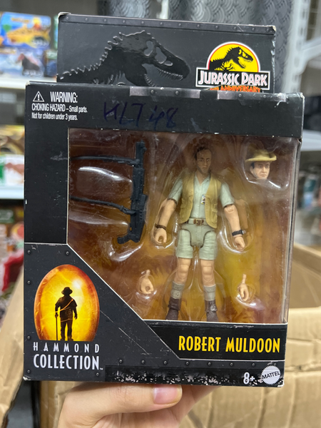  HLT48 -Jurassic World Hammond Collection Robert Muldoon Action Figure 