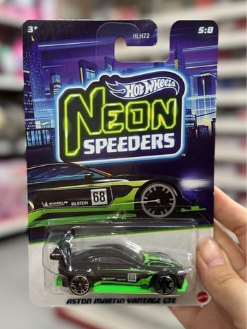  Mô hình xe JKY05 Hot Wheels Neon Speeders ASTON MARTIN VANTAGE GTE 