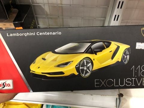  38136 - 1:18 LAMBORGHINI CENTENARIO LP 770-4( VÀNG) 