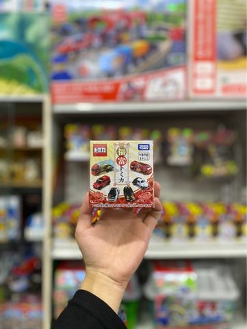  23win08 com mô hình xe TOMICA NEW YEAR TOMICA 2024 