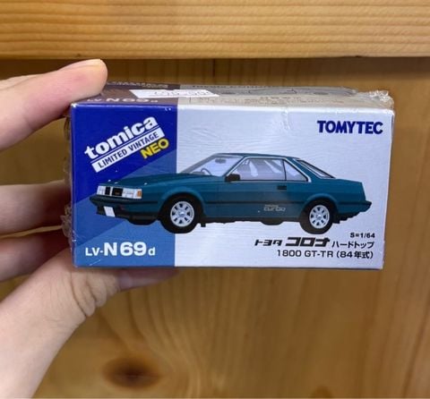  TOMYTEC LV-N69d Toyota Corona Hardtop 1800GT-TR Turquoise 84 