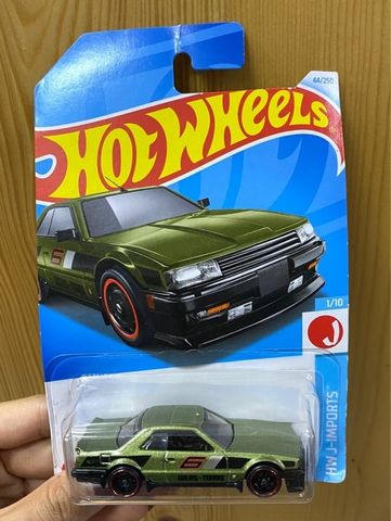  Mô hình xe HXR03 Hot Wheels Nissan Skyline RS (KDR30) 