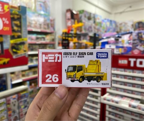  TOMICA 26 ISUZU ELF Road Sign Truck 