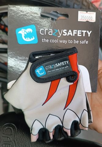  Găng tay Crazy Safe Shark While 
