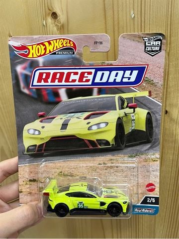  HKC60 23win04 Car Culture - Race Day - Aston Martin Vantage GTE 