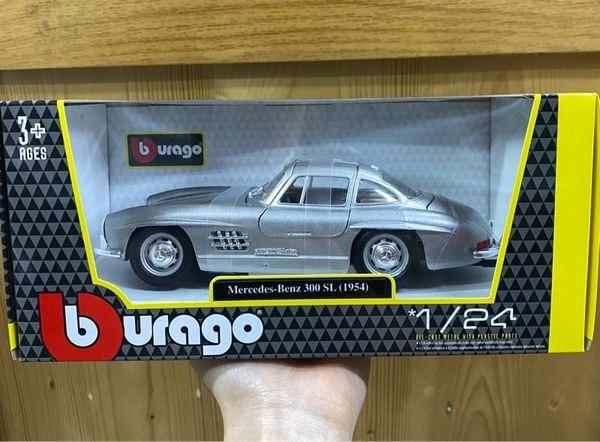 Bburago 1:24 Mercedes-Benz 300 SL 1954 Silver
