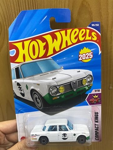  JFN77 Hot Wheels Alfa Romeo Giulia TI Super White 