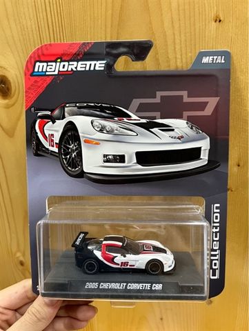  8505001012 Đồ Chơi Xe Mô Hình MAJORETTE Collection 2005 Chevrolet Corvette C6R 