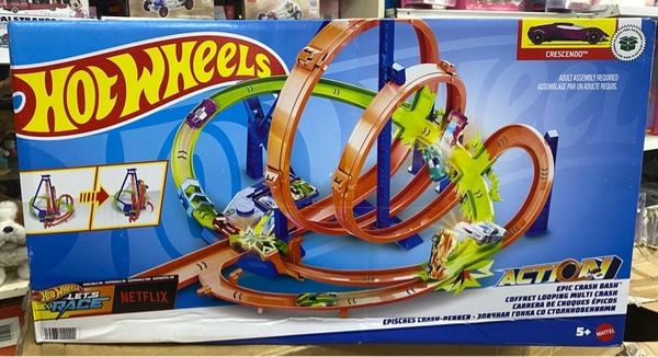  HNL97 Hot Wheels Epic Crash Dash Track Set 