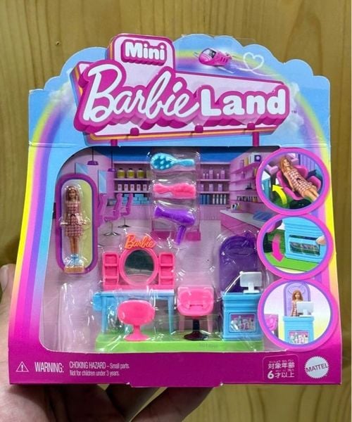  JCR32 Mini BarbieLand Hair Salon 1.5 Mini Playset Mattel 