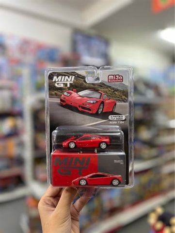  Mini GT 1:64 McLaren F1 Red Diecast Model Car - MGT00654 