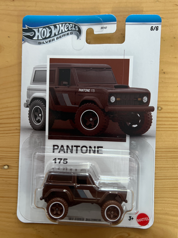  JKY65 23win04 Pantone - 67 FORD BRONCO 