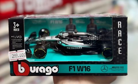  63-18-38237 Xe đua F1 1:43 Mercedes-AMG F1 W16 E Performance (2025) 