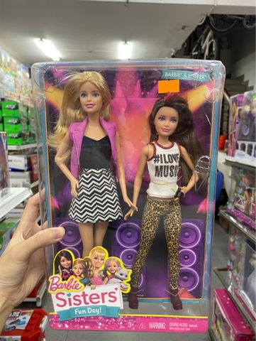  CGF34 - Bo 2 chi em Barbie 