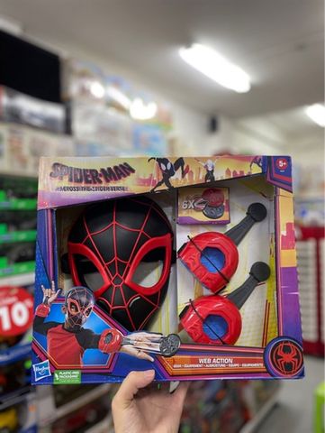  Marvel Spider-Man: Across the Spider-Verse Web Action Gear, Miles Morales Costume Mask and Gauntlets 