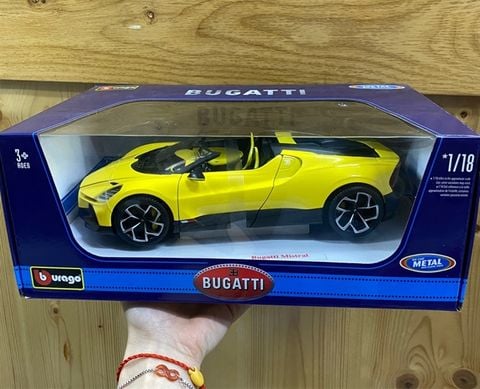  Mô hình 18-11051 Bburago 1/18 Bugatti Mistral 