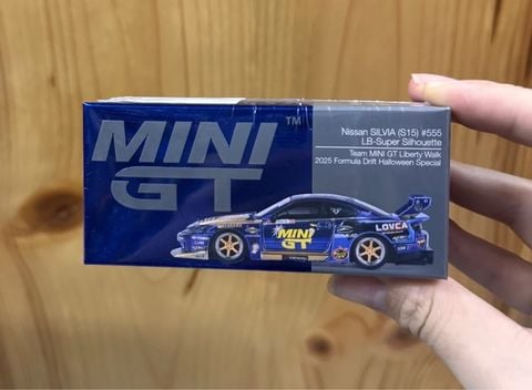  Mini GT Box Version MGT01185 Nissan LB-Super Silhouette S15 SILVIA #555 Team MINI GT Liberty Walk 2025 Formula Drift Halloween Special 