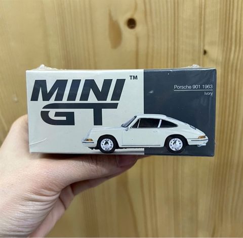 MINI GT 1/64 Porsche 901 1963 Ivory Left Handle Finished Product 