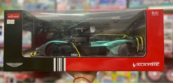  R92100/DGR Xe R/C 1:14 Aston Martin Valkyrie AMR Pro cửa mở Xanh lá đậm 