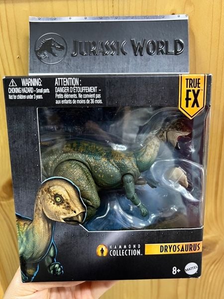  JKM92 Jurassic World Hammond Collection Dorosaurus Children's Figure 