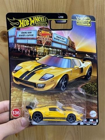  JHW26 Hot Wheels Boulevard Ford GT 