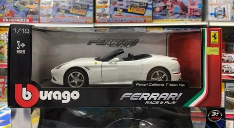  Ferrari California T Red Bburago 1:18th 