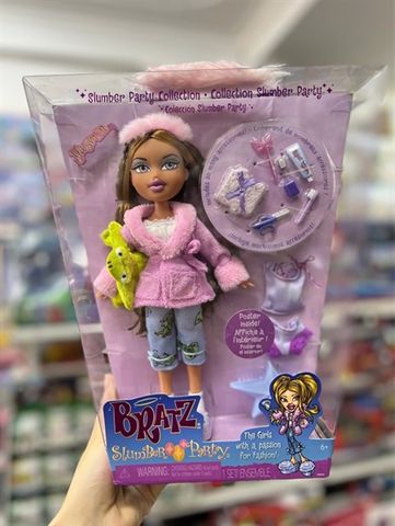  592044C3 Bratz Slumber Party Yasmin Fashion Doll 