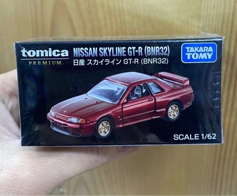  Tomica Premium Nissan Skyline GT-R BNR32 
