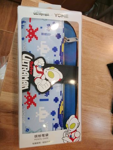  Túi đựng bút YOME  AT24 - 4135E ( Ultraman ) 
