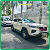  Passenger van rental in Vietnam 