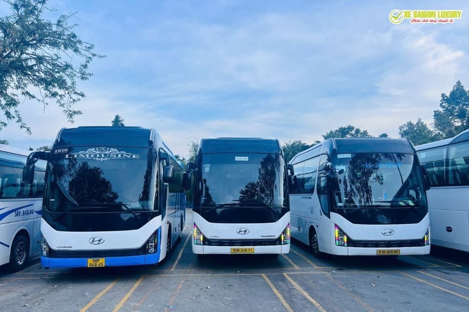  Thuê xe 29 chỗ đưa đón theo tháng 