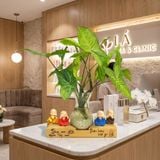  Kệ Bút kèm lọ thủy tinh và chú tiểu mẫu TO2 