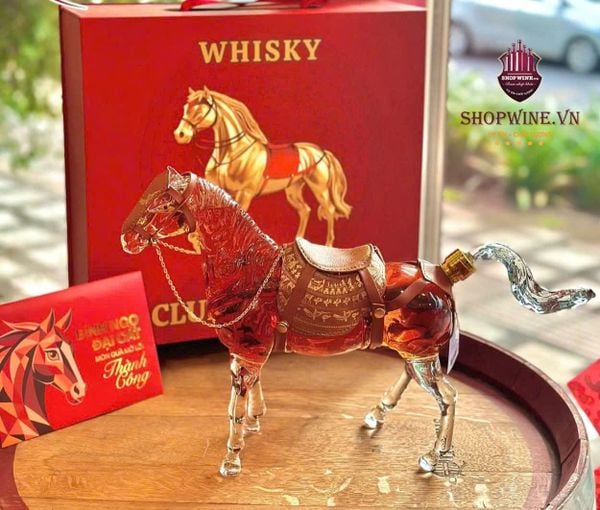  RƯỢU LINH VẬT NGỰA - LONG MÃ ĐẠI VIỆT 