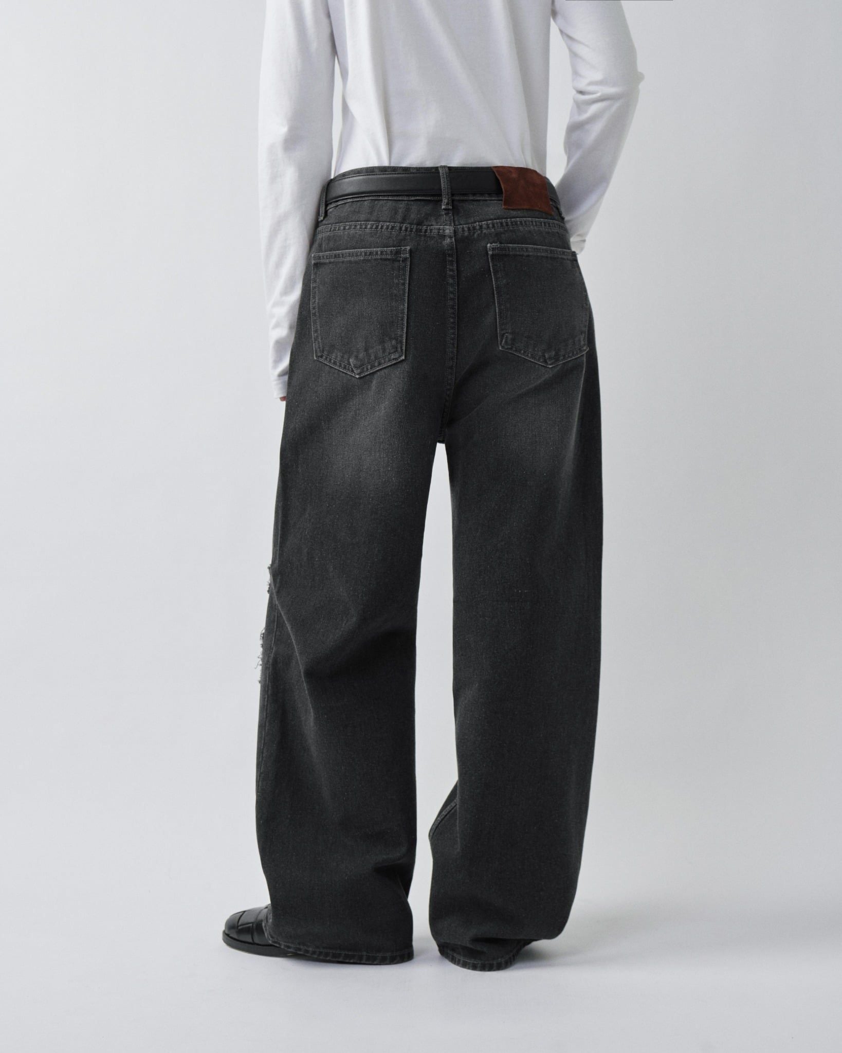  SHADOW JEANS 
