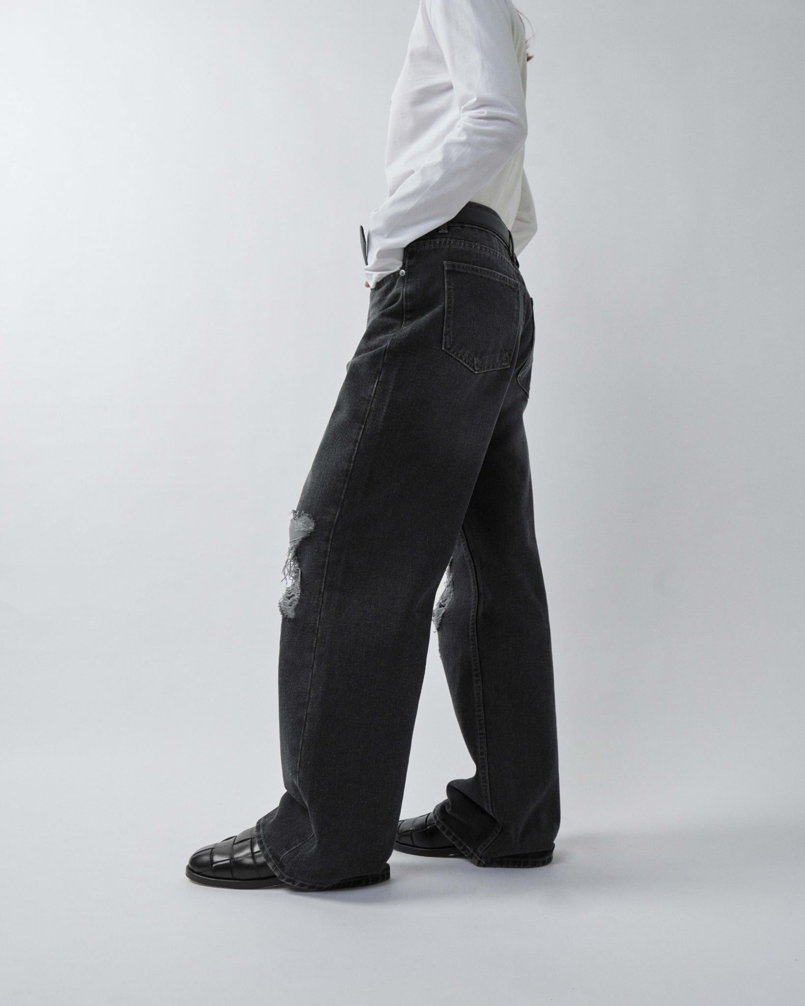  SHADOW JEANS 