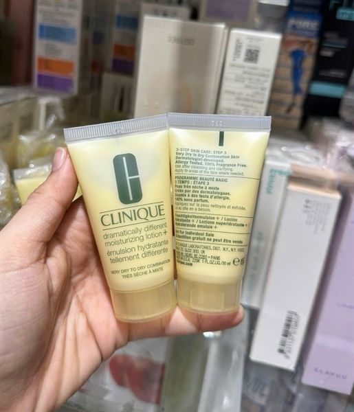 Gel Dưỡng Ẩm Clinque Dramatically Different Moisturizing Gel