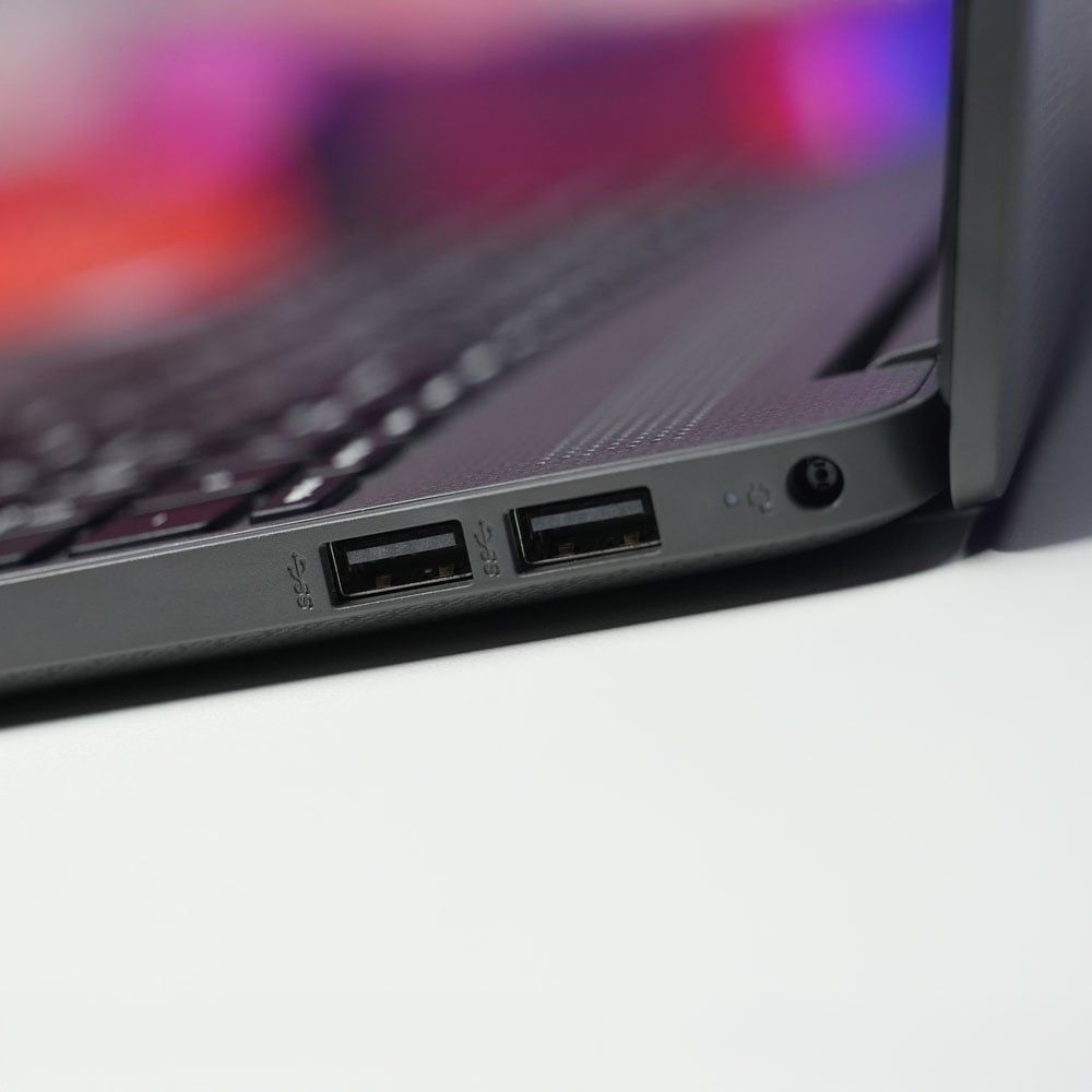 Laptop HP 250R G9 B93H2AT (Intel Core i5-1334U | 8GB | 512GB SSD | Intel Graphics | 15.6 inch FHD | Win 11 | Bạc)