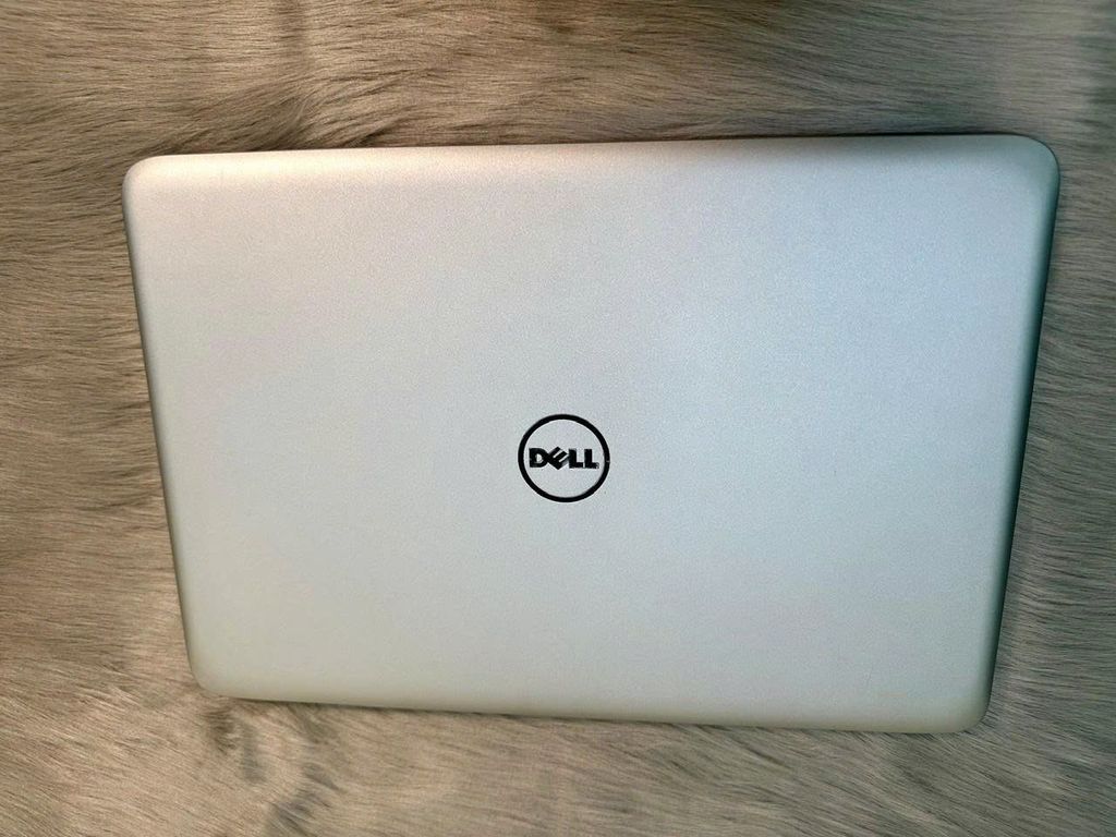 Laptop Dell Inspiron 7548 – i7-5500U / RAM 8GB DDR3 / SSD 500GB/Màn hình 15.6 inch HD