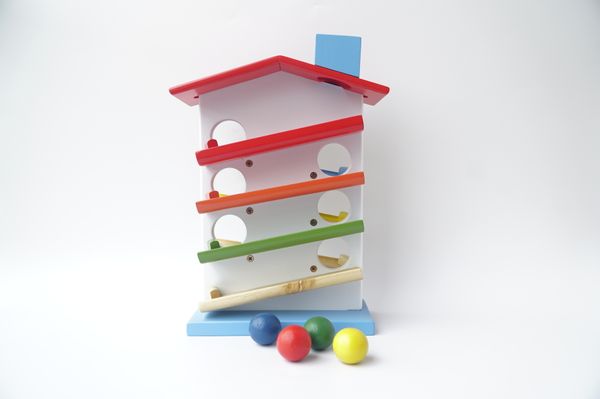  Đồ chơi gỗ cao cấp, nhà gỗ thả bóng, đồ chơi nhà gỗ thả bi bằng gỗ cao cấp phát triển vận động cho trẻ 